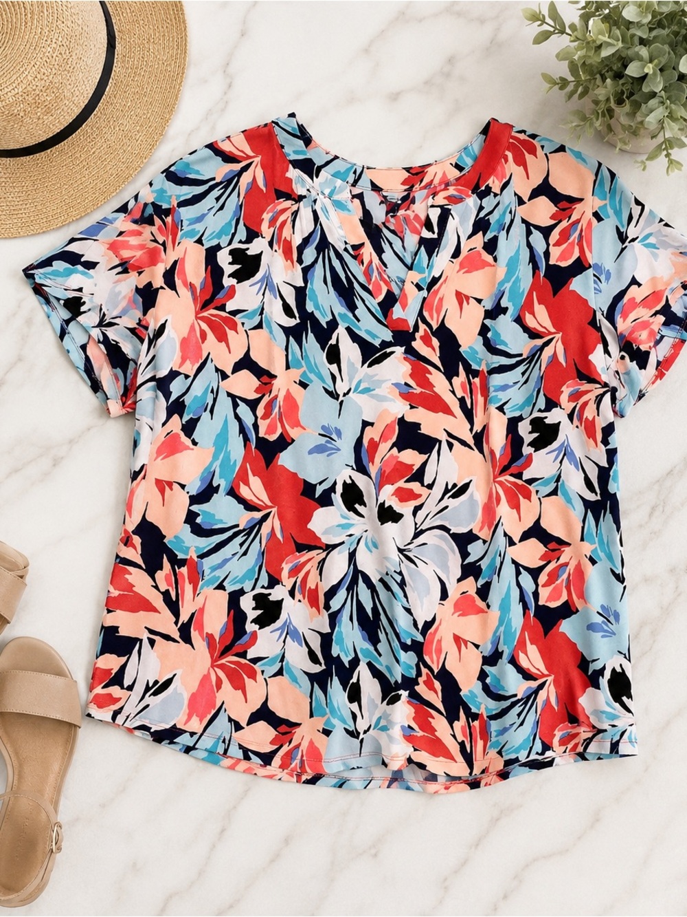 🌸Jones New York Signature Floral Print V-Neck Blouse Coral Blue Navy Size Medium